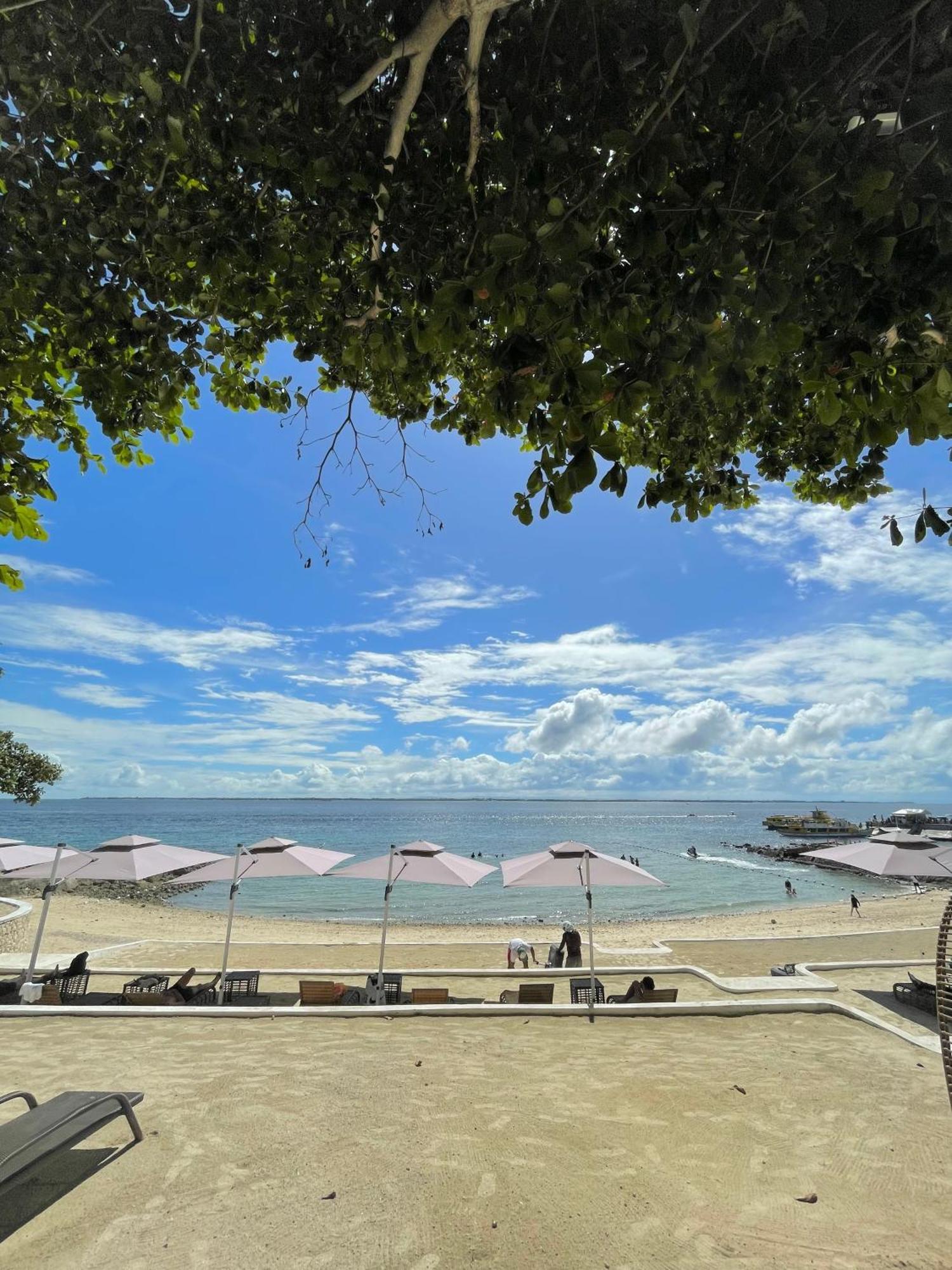 The Beach Suite At The Mactan Newtown Lapu-Lapu City Eksteriør bilde